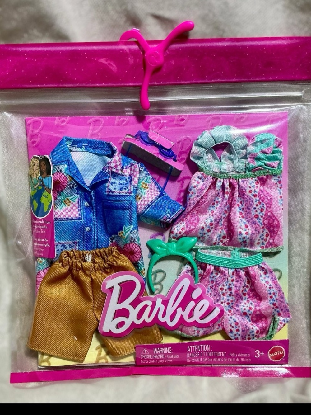 Barbie Fashion Pack HYV11 Mattel 2024 NIP Vacation Resort Outfit Set Sunglasses